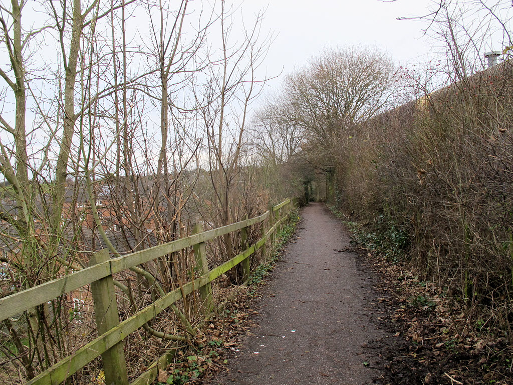 A fenced bypass path beside Middlewood Way in Bollington